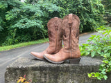 Size 9 women’s Ariat boots