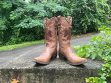 Size 9 women’s Ariat boots