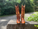 Size 9.5 men’s or 11 women’s Larry Mahan boots