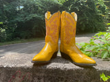 Size 8 women’s Dan Post boots