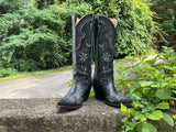Size 8.5 women’s Star boots