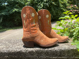 Size 6 women’s Liberty boots