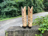 Size 8.5 men’s or 10 women’s Larry Mahan boots