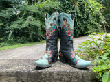 Size 6.5 women’s Lane boots