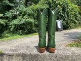 Size 6 women’s Black Star boots