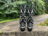 Size 7.5 women’s Lane boots
