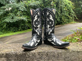 Size 7.5 women’s Lane boots