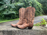 Size 10 women’s Dan Post boots