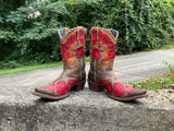 Size 9 women’s Ariat boots