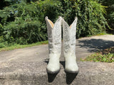 Size 5 women’s Justin boots