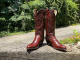 Size 7 women’s Dan Post boots
