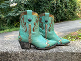 Size 7.5 women’s Corral boots