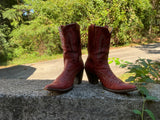 Size 9.5 women’s Old Gringo boots