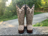 Size 6.5 men’s or 8 women’s Rios of Mercedes boots
