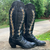 Size 7 women’s Hondo boots
