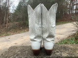 Size 9 women’s Dan Post boots