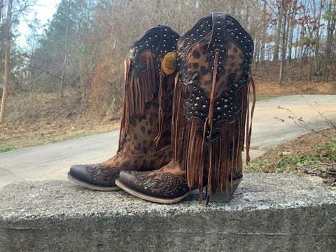 Size 8 women’s Corral boots