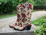 Size 5 women’s rain boots
