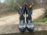 Size 6 women’s Vargas boots