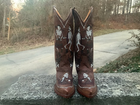 Size 5 women’s Old Gringo boots