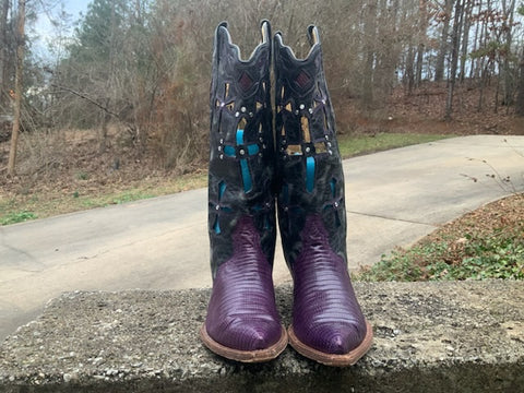Size 7.5 women’s Corral boots