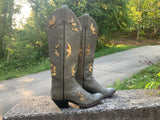 Size 6 women’s Dan Post boots