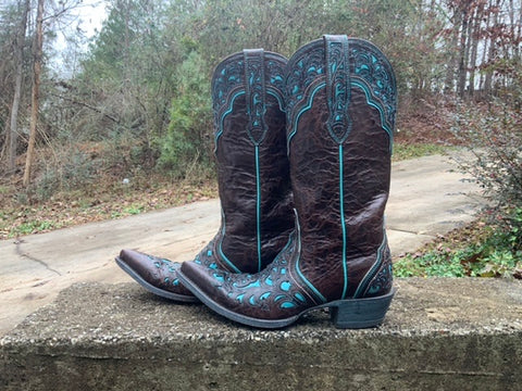 Size 10 women’s Ariat boots