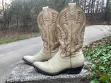 Size 8.5 men’s or 10 women’s Montana boots