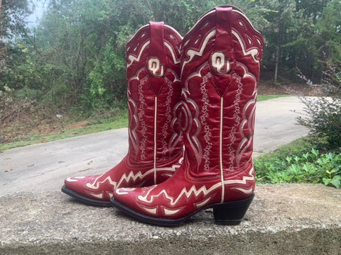 Size 5 women’s Corral boots