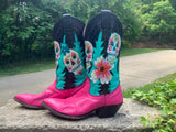 Size 7 women’s Nocona boots