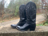 Size 8.5 men’s or 10 to 11 women’s J. Chisholm boots