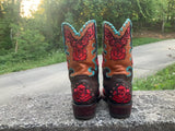 Size 6 women’s Ariat boots