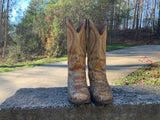 Size 8.5 men’s or 10 women’s Larry Mahan boots