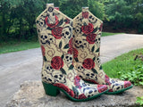 Size 6 women’s rain boots