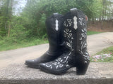 Size 9.5 women’s Dan Post boots