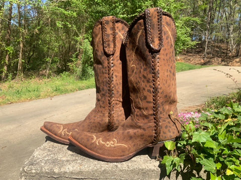Size 7.5 women’s Lucchese boots