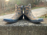 Size 8 women’s Old Gringo boots
