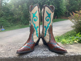 Size 8 women’s Donald Pliner boots