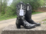 Size 9.5 women’s Dan Post boots