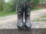 Size 9.5 women’s Dan Post boots