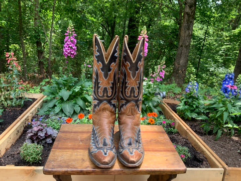 Size 6.5 women’s Lucchese handmade classics