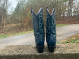 Size 5 women’s unbranded boots