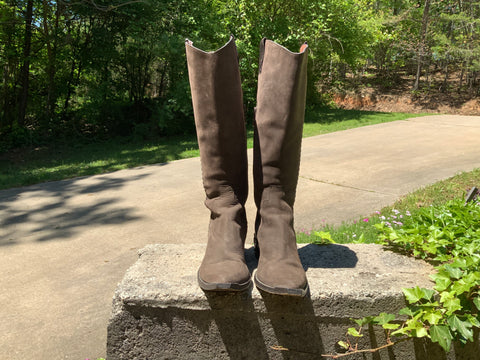 Size 6 women’s Donald Pliner boots