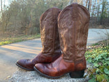 Size 8.5 men’s or 10 women’s Justin boots