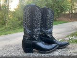 Size 8.5 men’s or 10 women’s Nocona boots