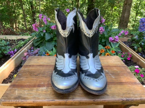 Size 7 women’s Liberty Black boots