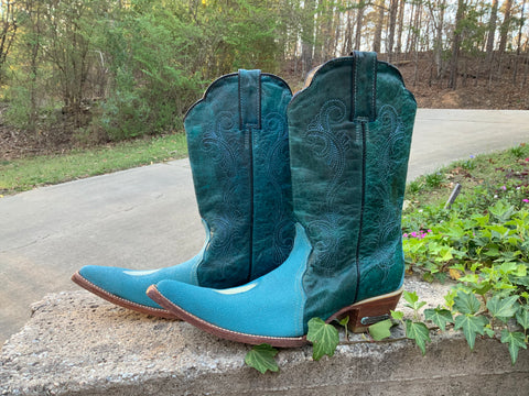 Size 9 women’s handmade stingray boots