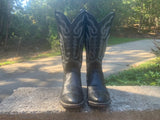 Size 8.5 men’s or 10 women’s Justin boots