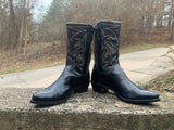 Size 8 women’s Frye boots