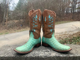 Size 9 women’s Lucchese boots